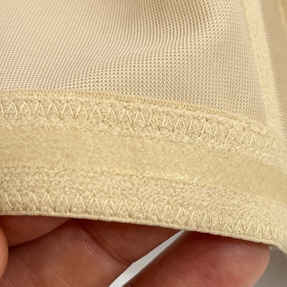 Wacoal 34DD/E Red Carpet Strapless UW Underwire Bra -
Nude/Beige 854119 - Picture 7 of 9